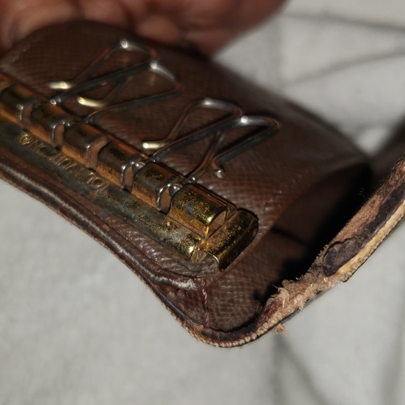 Well Loved Louis Vuitton Damier Ebene Key Cles Date codeCT0074 - Picture 15 of 16